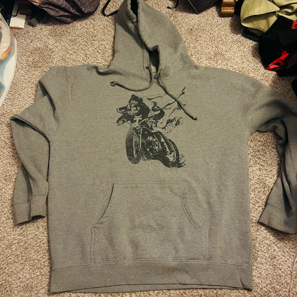 Local boogeyman Sweater heavy XL